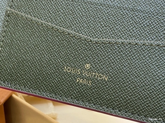 SLENDER VUITTON LOUIS WALLET-11*8.5*2CM 0425